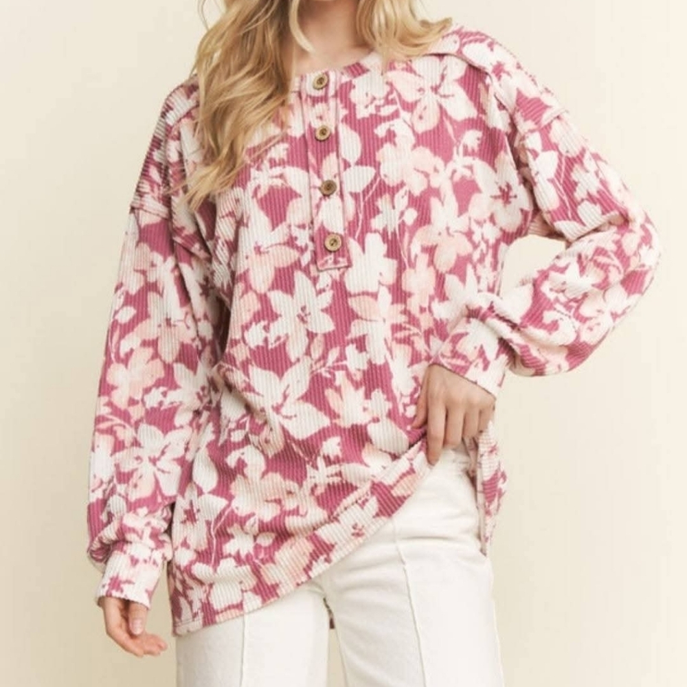 New Heimish Floral Print Top